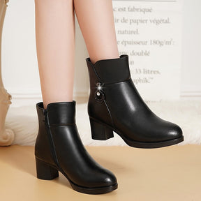 Bota Feminina de Couro Inverno Cont