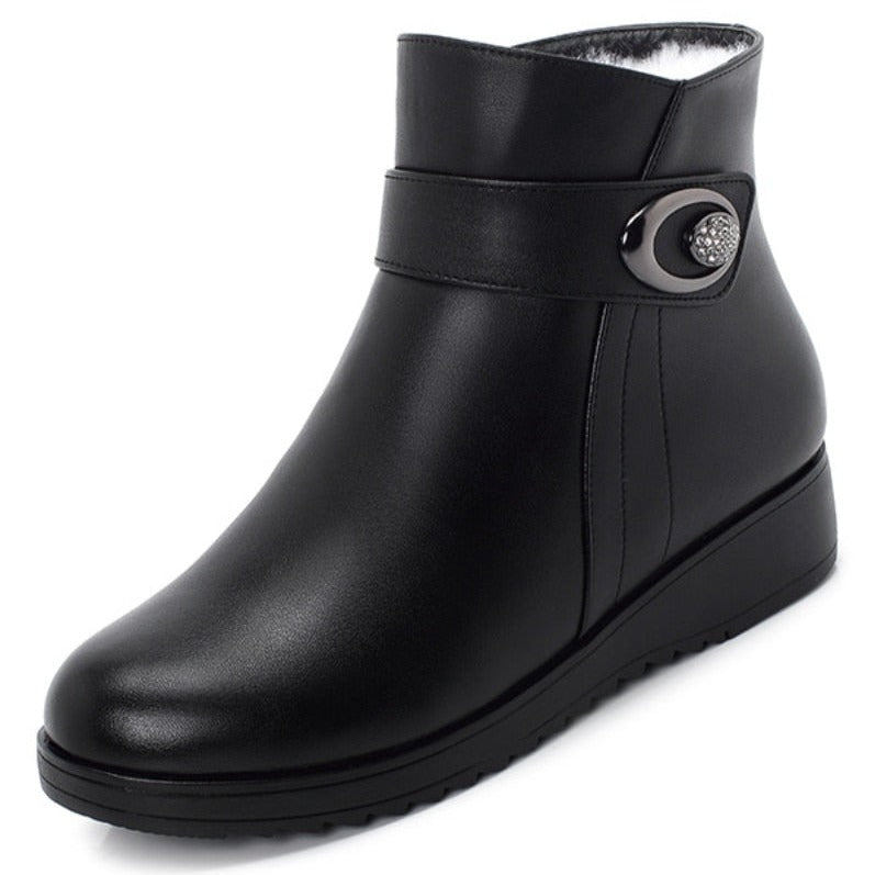 Bota Feminina de Couro Pelúcida Inverno